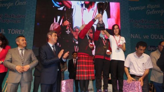 Haydi Konuş Bakalım Münazara Yarışması Şampiyonu İlçemiz Karapınar İbrahim Gündüz Anadolu Lisesi