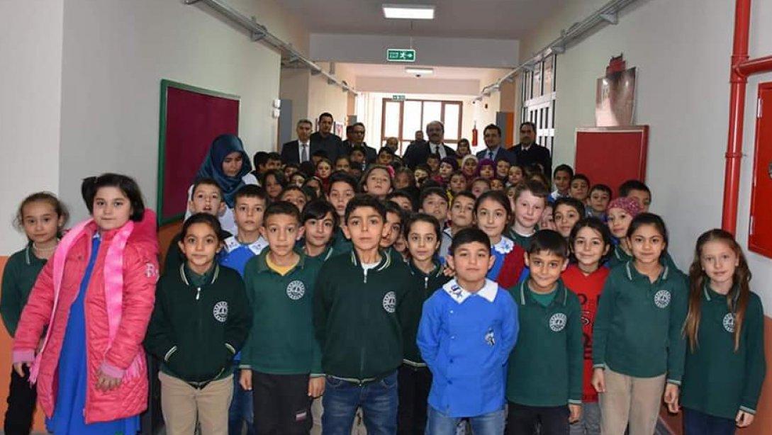 Amil Önal İlkokulu Eğitime Yeni Binasında Başladı